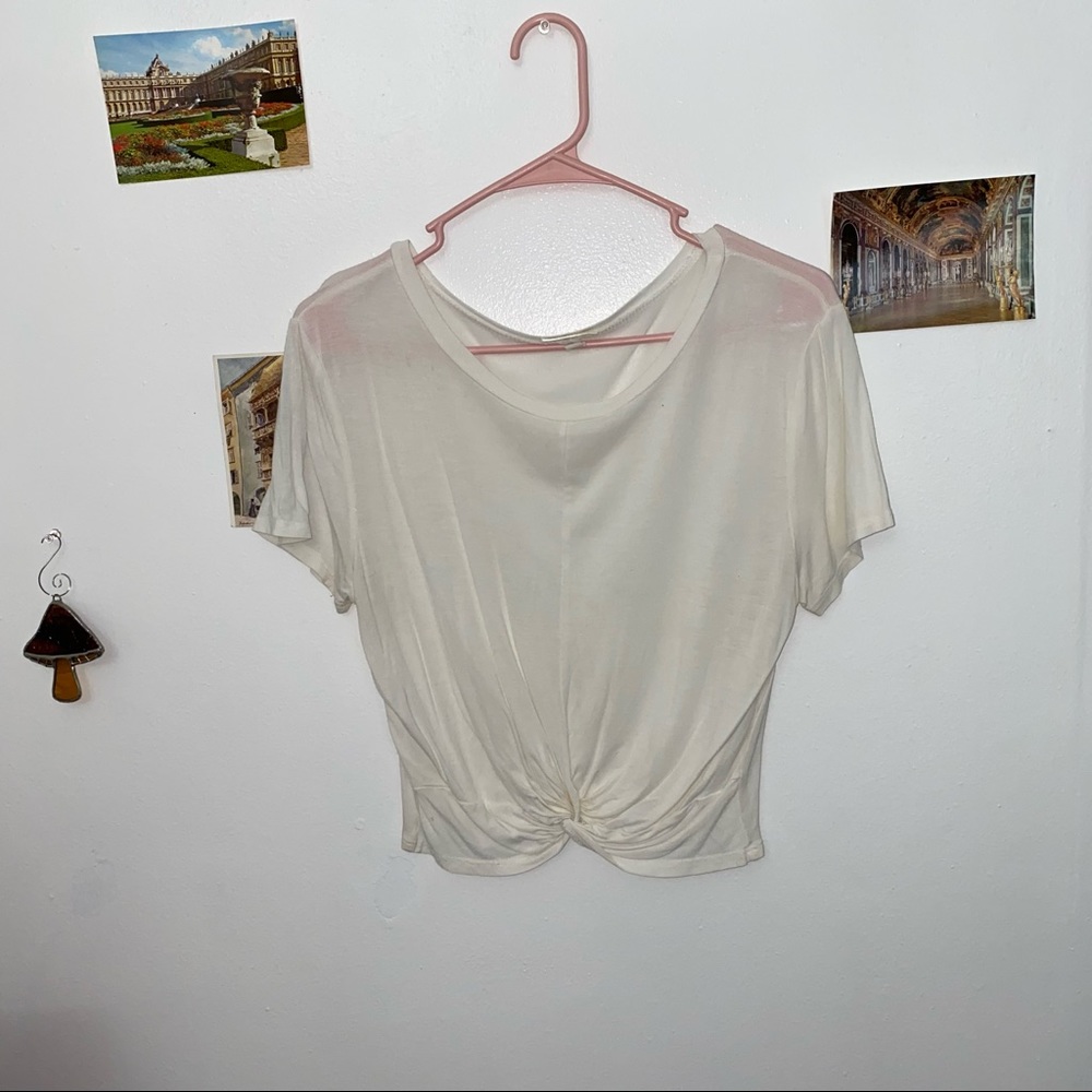 white crop tee
